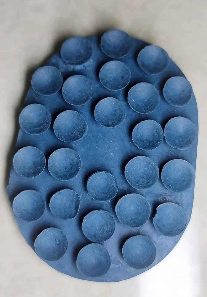 Madurai Famous Rubber Soap Holder Magic Suction Soap Holder for Bathroom and Kitchen (Multicolour- Easy Fix and Remove) -1 Pcs