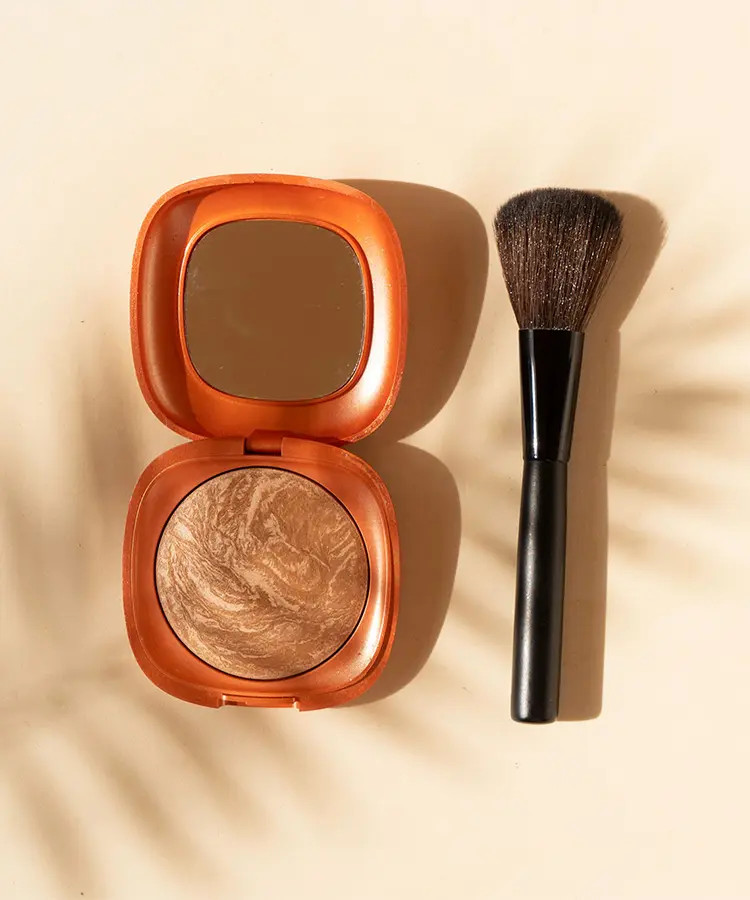 Bronzer