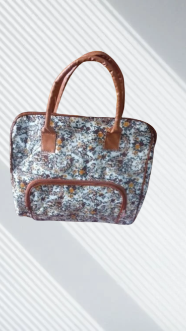 New trendy fashionable bags for girls and womans